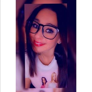 Meet your Posher, Julie